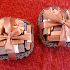 Canasto Deluxe Barras de Jabón Artesanal - 10 surtidos - 500 gr. - Jazmin Aroma